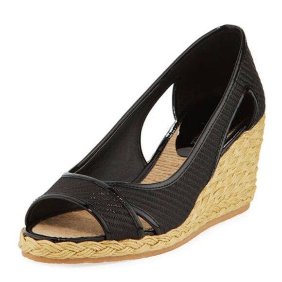 Donald J. Pliner Coraa black‎ wedge heels, size 8.5 - Picture 1 of 14